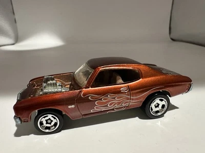 Hot Wheels Cool Classics Diecast Car - Spectrafrost Chevelle SS Express #19 HW06 - Image 1 of 2