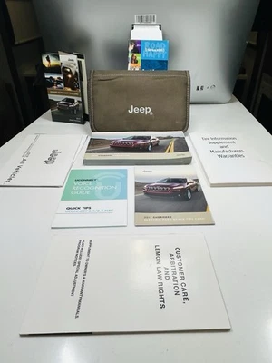 👑 OEM. Jeep Grand Cherokee 2017 guía del usuario conjunto manual del propietario con estuche 👑 Foto 1 de 4