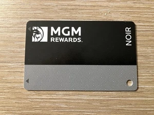 MLIFE MGM REWARDS BLACK NOIR SLOT SPIELER CLUBKARTE JUNGFRAU KEIN NAME NIE BENUTZT! - Bild 1 von 2