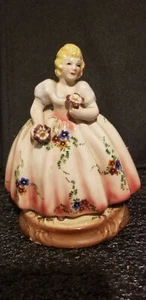 Vintage Italy Florist Women Porcelain Ceramic Figurine Lady with Flowers descr - Picture 1 of 3