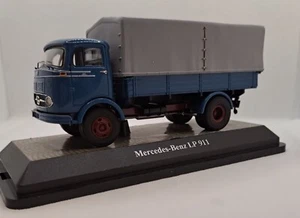 Camion Mercedes-Benz LP 911 1/43 Cassone Telonato BLU-Grigio PREMUM CLASSIXXs - Foto 1 di 5