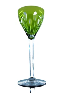 1 VERRE A VIN ROEMER VERT EN CRISTAL TAILLE MODELE VIC ST LOUIS 1930 ART DECO - Picture 1 of 20