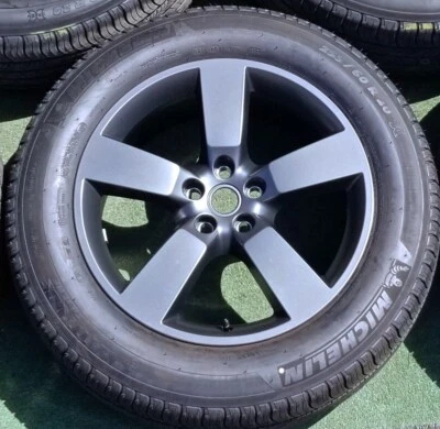 Factory Land Rover Defender Wheel Tire Spare Gray OEM 20 in Gray LR129115 72351 - Image 1 of 4