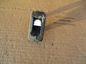 2004 VOLKSWAGEN TOUAREG 3.2 FRONT RIGHT DOOR WINDOW CONTROL SWITCH 7L6959851 - Picture 1 of 4