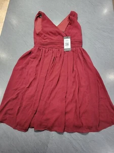 Ever Pretty abito doppio scollo a V in chiffon plissettato, bordeaux taglia 10 nuovo con etichette - Foto 1 di 4