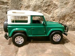 New-Ray 1/32 Land Rover Defender 90 - 1996 Druckguss - grün & weiß - Türen offen - Bild 1 von 12