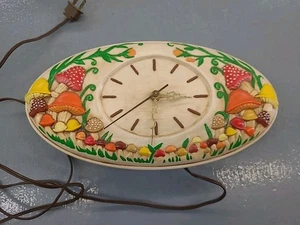 Antique ceramic mushroom clock electric 1970s Works - Picture 1 of 9