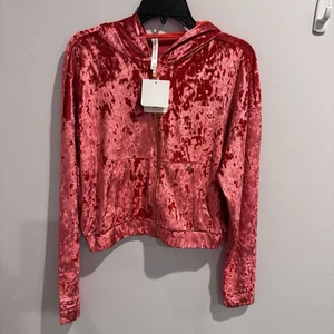Neu mit Etikett Fabletics Crushed Velour Jacke Hoodie mit durchgehendem Reißverschluss rot Samt Damen Medium - Bild 1 von 9