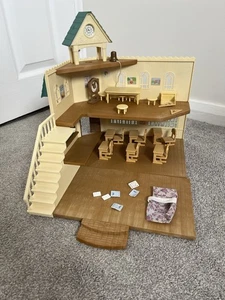 Sylvanian Families Berry Grove School with Furniture and Stairs Calico Critters - Picture 1 of 10