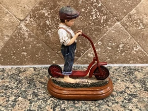 Vanmark Timeslass Treasures Figurine “Go Home”  Statue Vtg 1998 - Picture 1 of 4