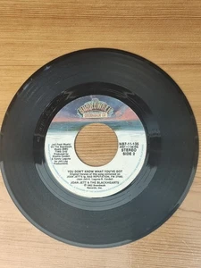 Disco de vinilo 45 Joan Jett and The Blackhearts LOVE ROCK 'N ROLL - Imagen 1 de 4