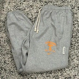 Nike Dri-Fit Tennessee Volunteers grau Standardausgabe Jogginghose Hose Herren Größen " - Bild 1 von 11
