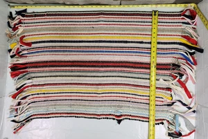 Handgefertigter Vintage Flickenteppich 24" x 40" Mid Century Modern Boho Shabby Chic Cottagecore - Bild 1 von 2