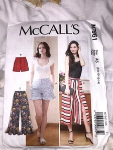 McCALL'S SHORTS & PANTS #R10239, Size A5 (6 - 14) (M7961) - Picture 1 of 2