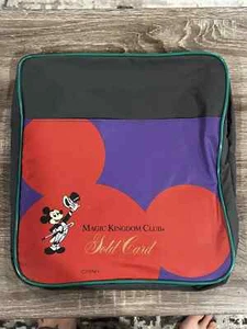 Bolso de Viaje Magic Kingdom Club Tarjeta Dorada con Correa para el Hombro Nuevo Parques Disney WDW - Imagen 1 de 6
