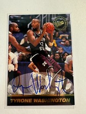 K135,573 - 1999 Press Pass Authentics Auto #28 Tyrone Washington