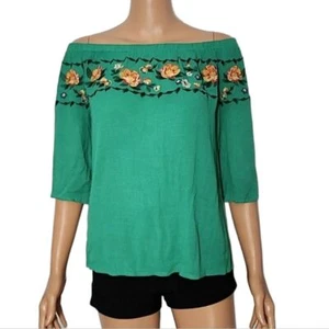 Flying Tomatoe Green Flown Embroidered Top Women Top Plus Size 1X - Picture 1 of 7