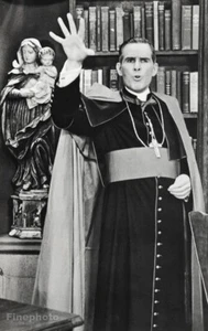 1966 Vintage ALFRED EISENSTAEDT Archbishop Fulton Sheen Catholic Radio TV Photo - Picture 1 of 1
