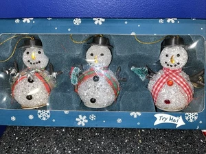 VTG 3 PC Spun Acrylic Light Up Snowmen Ornaments org Box (Need 2 Battery cells) - Picture 1 of 7
