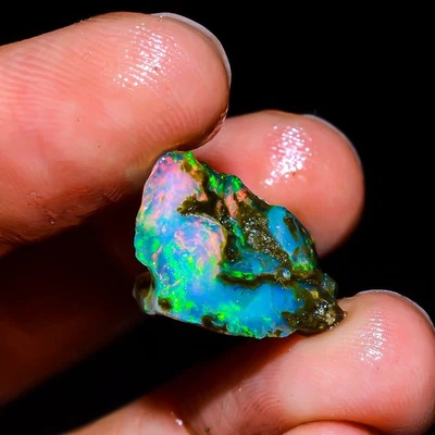 Top Quality Natural Ethiopian Opal Rough Welo Fire Crystal Opal Approx 10 Ct. - Image 1 of 4