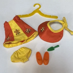 De colección 1966 Tutti Plantin Posies #3609 Traje Barbie Mattel Hermanita - Imagen 1 de 9