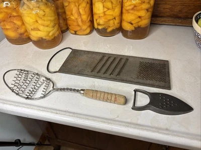 Cortador de garra vintage, ralador de queijo - Filtro descascador - Batedor decoração de cozinha retrô - Imagem 1 de 4