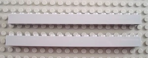 LEGO Lote de 2 Piezas de Ladrillo Gris Azulado Claro 1x16 - Imagen 1 de 1