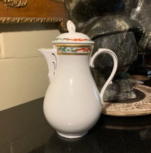 Tirschenreuth Bavaria TIR8 Holiday Holly and Ribbon 9 1/2" Coffee Pot Germany - Picture 1 of 13