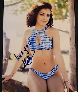 Malu Trevejo Signed 8x10 Autograph Photograph - Picture 1 of 2