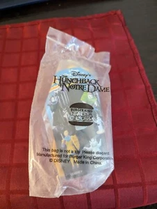 Burger King Disney Hunchback Of Notre Dame Phoebus Toy Puppet Yellow Doll 1996 - Bild 1 von 2