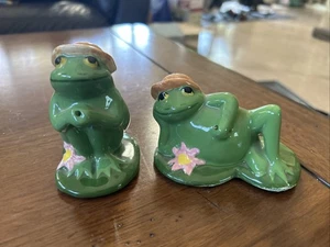 Vintage Frosch Paar Salz & Pfefferstreuer - selten - schwer zu finden - Bild 1 von 4