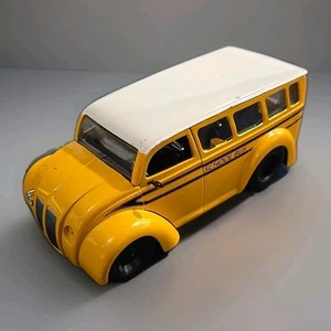 Jada Toys D-Rods DIV CRUIZER 1:24 Scale Die-cast SKOOL BUS #90976 - Picture 1 of 20