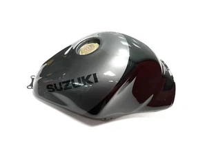 Suzuki GSXR 1300 1999-2007 99-07 Fuel Tank - Picture 1 of 1