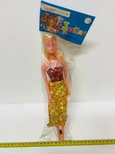 JUSTINE BAMBOLA VINTAGE NUOVISSIMA NEW!!MADE IN HONG KONG Nr8 - Foto 1 di 4