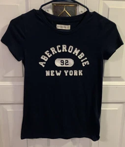 Abercrombie and Fitch womens size XS tshirt pre-owned - Picture 1 of 3