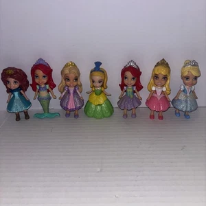 Disney Prinzessin Mini Kleinkind Puppe 7 Stück - Bild 1 von 4