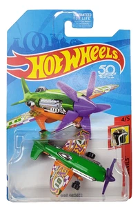 Hot Wheels 2018 Daredevils 4/5 • Mad Propz • Avión de hélice fundido a presión verde 1:64 - Imagen 1 de 2