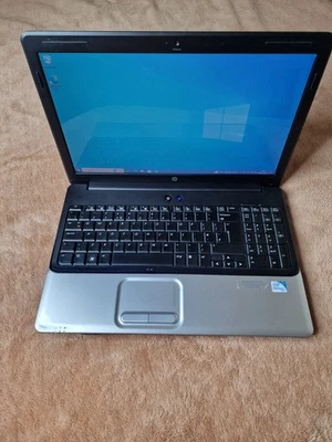 HP G61-110sa 15.6" PDC T4300 2.1GHz 4gb Ram 250Gb HDD Power On Tested Read Descr - Image 1 of 4