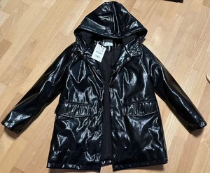 Lack Jacke mit Kapuze, Druckknöpfe, Größe 140, Zara, Kunstleder, Neu - Bild 1 von 6