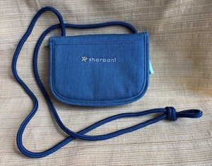 Sherpani Zoe Viaje Hombro Cartera Bandolera Cremallera Alrededor Azul Denim Look - Imagen 1 de 7