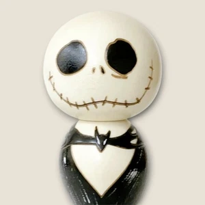 Figura Muñeca Madera Jack Skellington Disney Usaburo Kokeshi Hecha a Mano con Caja Nueva - Imagen 1 de 7