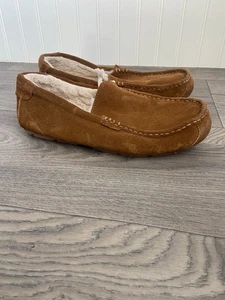 Koolaburra by UGG Pantofole Uomo Taglia 10 Tipton CASTAGNO, Foderate in Pelliccia Ecopelliccia - Foto 1 di 7