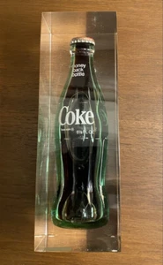 Original Glas Coca Cola Flasche ummantelt mit Acryl oder Plexiglas. Vintage RAR - Bild 1 von 1