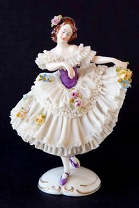 Antigua FIGURA BALERINA DE ENCAJE DE PORCELANA Volkstedt DRESDEN 7" de alto #V14864 - Imagen 1 de 13