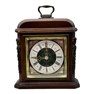 Reloj Estante Vintage Madera VANTAGE Funciona con Pilas 7" Alto - Funciona - Imagen 1 de 19