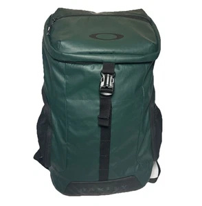 Oakley Roadtrip RC Backpack Hunter Green Ripstop Material Water Resistant - Picture 1 of 14