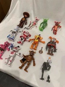 Five Nights At Freddy’s Figures Bundle Moveable Joints - Picture 1 of 5
