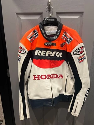 JAQUETA DE MOTOCICLISTA HONDA OFICIALMENTE LICENCIADA JOE ROCKET REPSOL COURO L 44 - Imagem 1 de 4