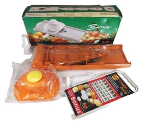 Borner Gourmet V Slicer Original German Fruit Vegetable Orange Grater Inc NEW - Picture 1 of 7