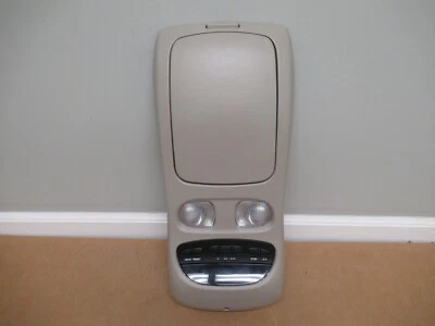 Dodge Durango 99-04 OEM luz domo techo superior consola central con MPG HomeLink Foto 1 de 4